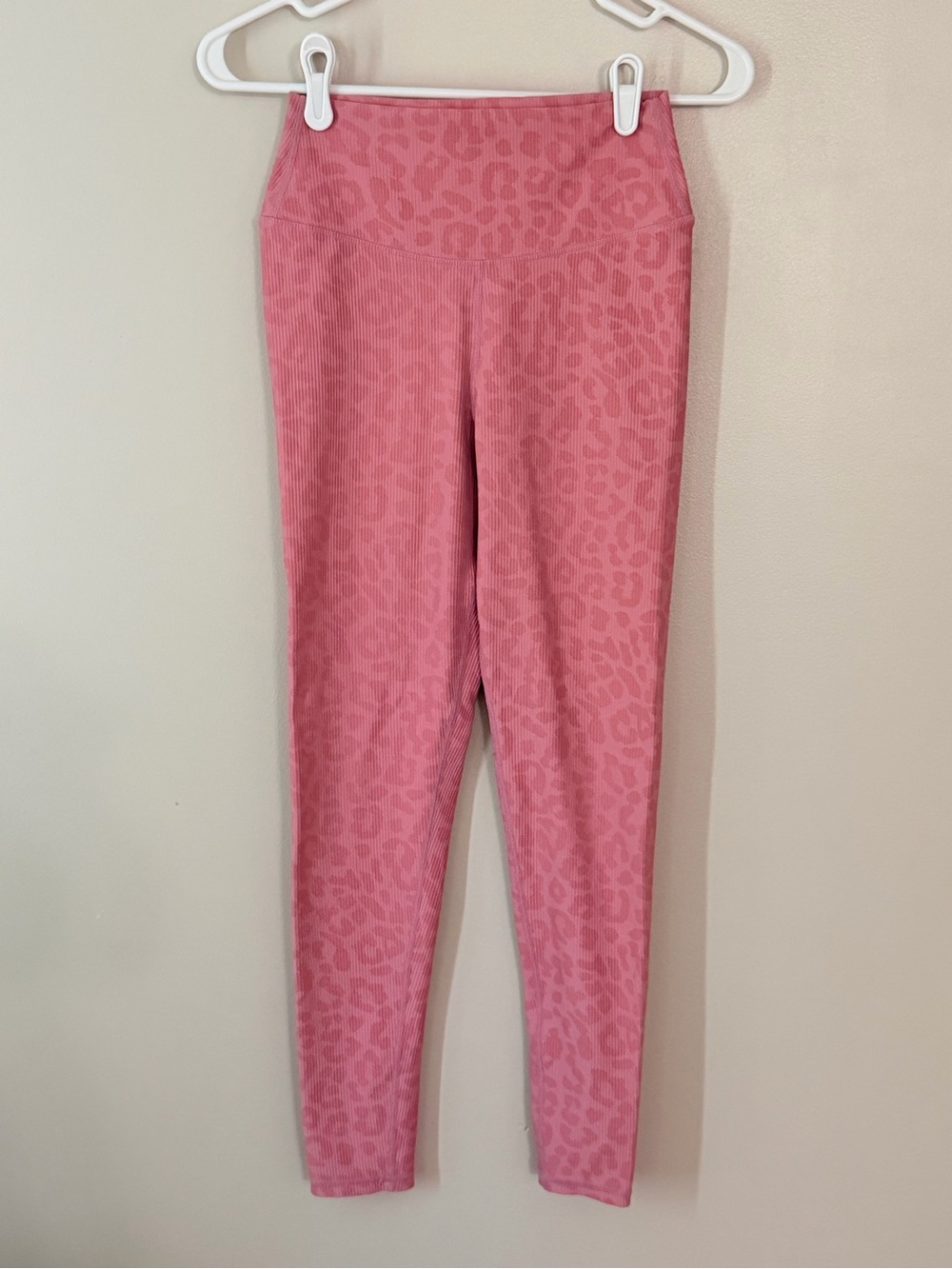 Pink Lily Pink Leopard-Print Leggings